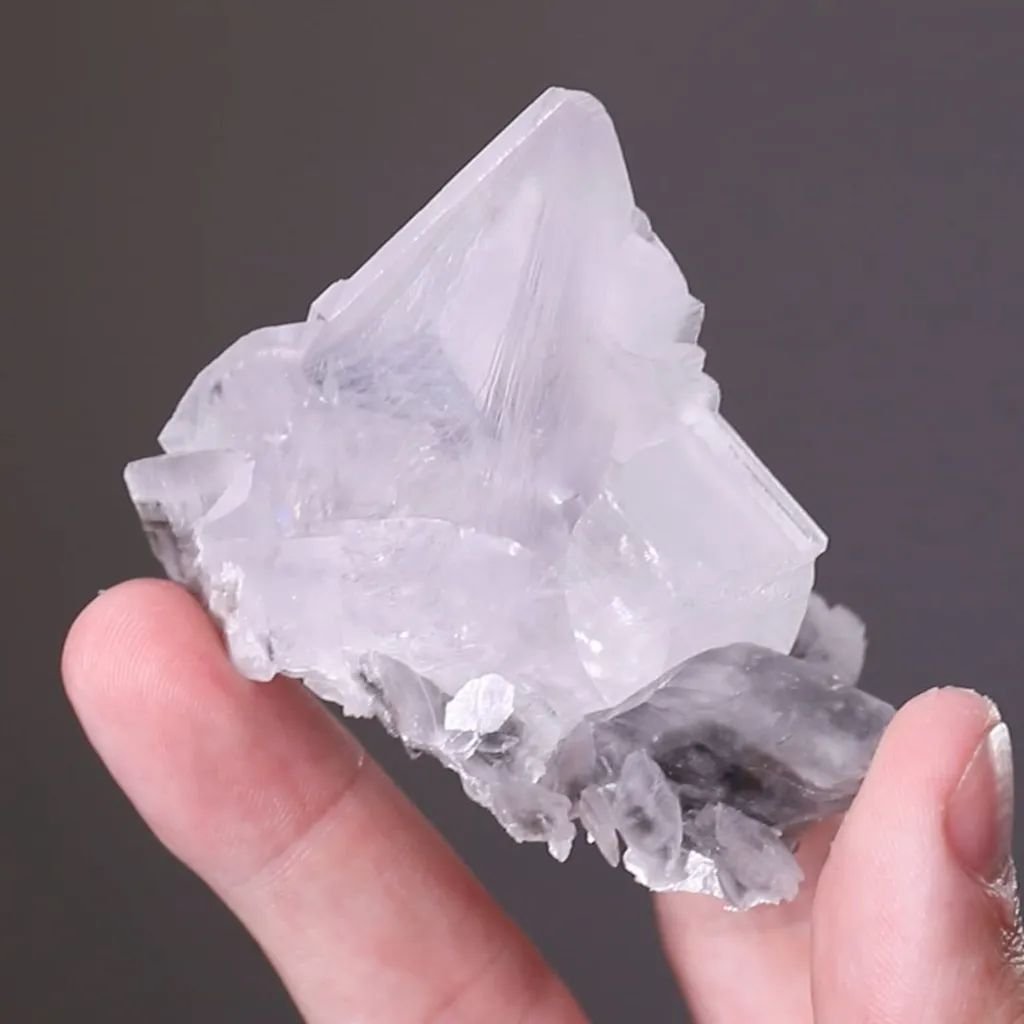 Dolomite - image 2
