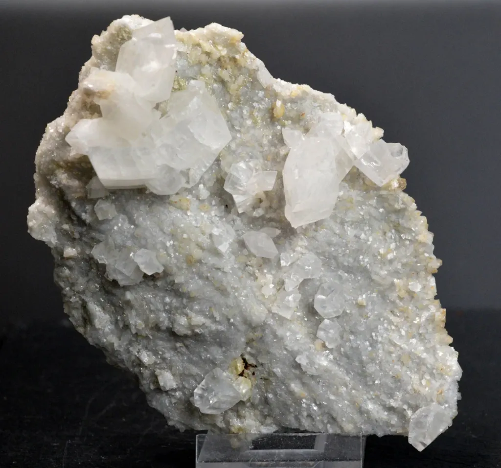 Dolomite 310 grams - Luzenac, Foix, Ariège, Occitanie, France image