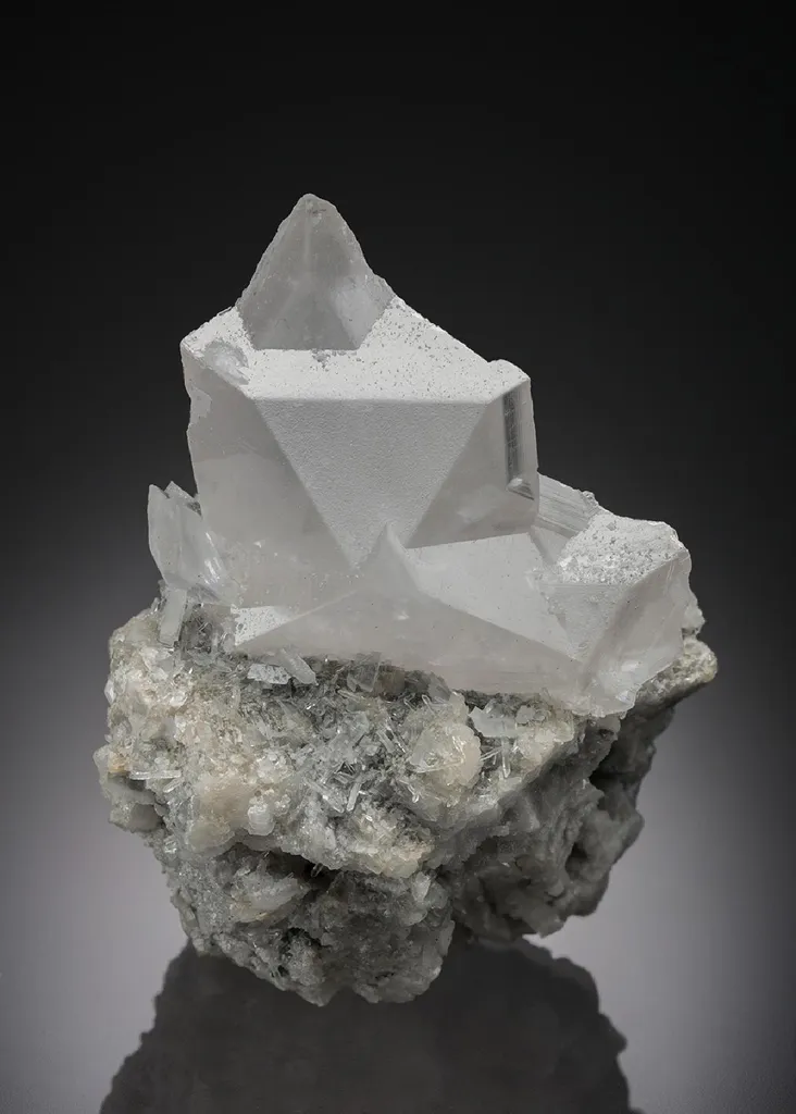 Dolomite image