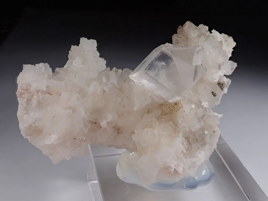 Dolomite - image 3