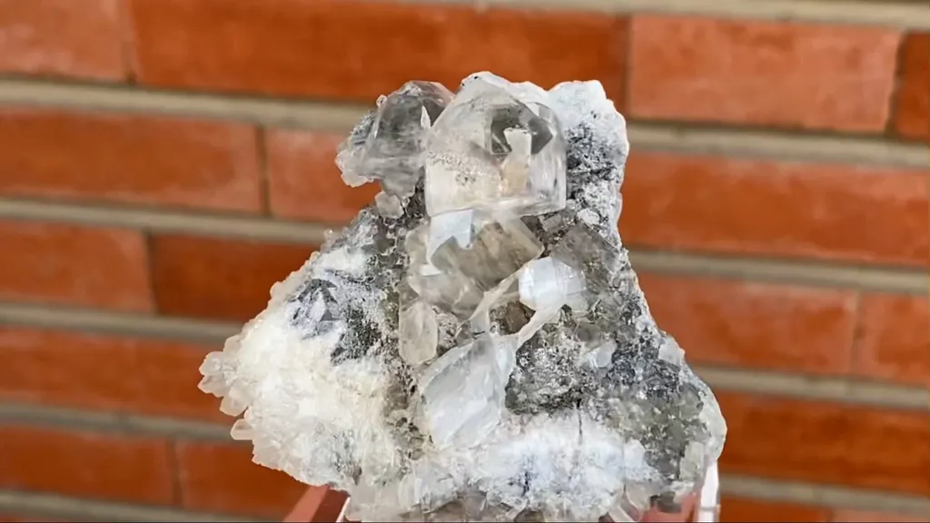 Dolomite - image 5