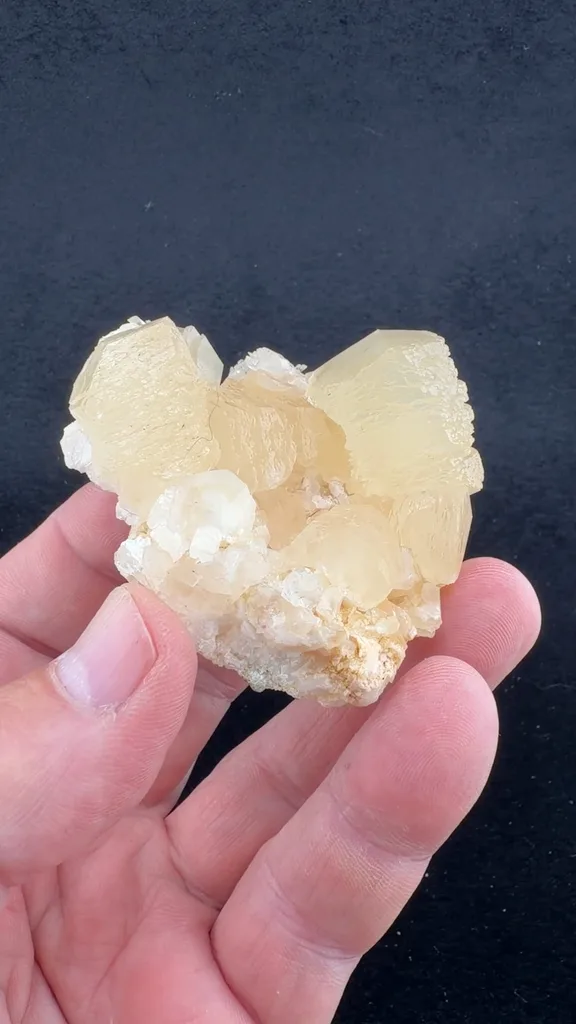 Dolomite - image 2