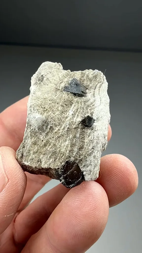 Dolomite - image 2