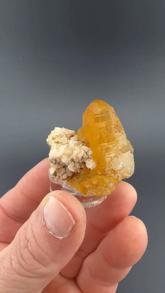 Dolomite - image 2