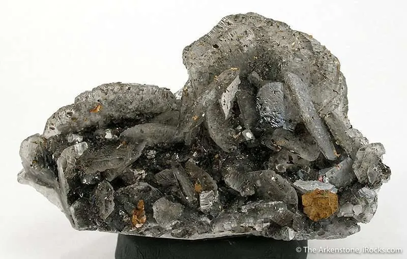 Dolomite and Pyrrhotite on Quartz - image 2