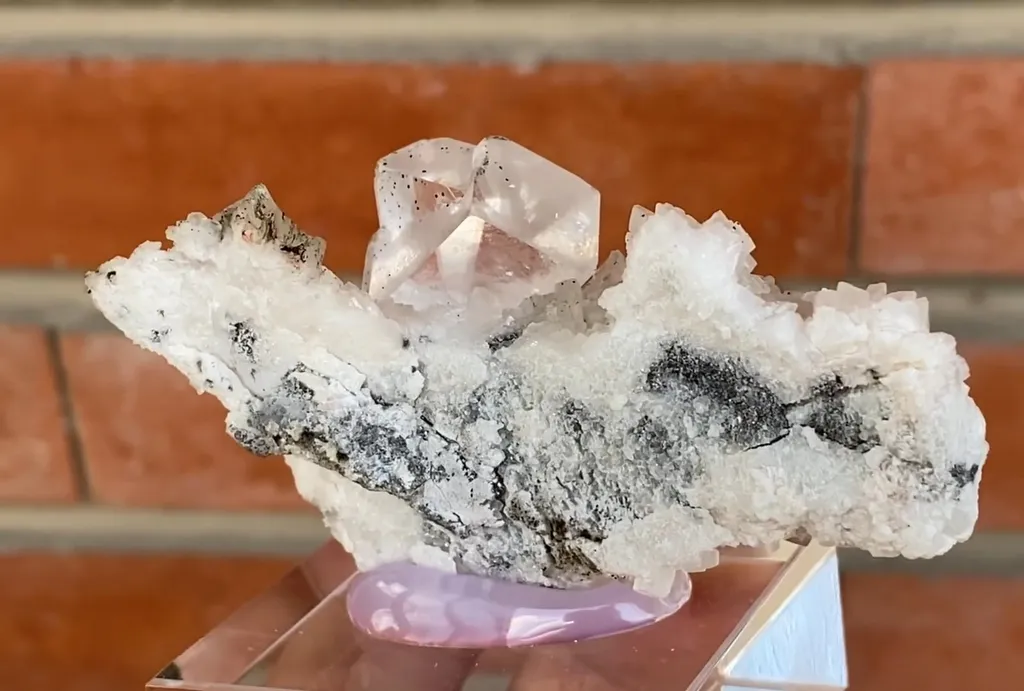 Dolomite - image 5