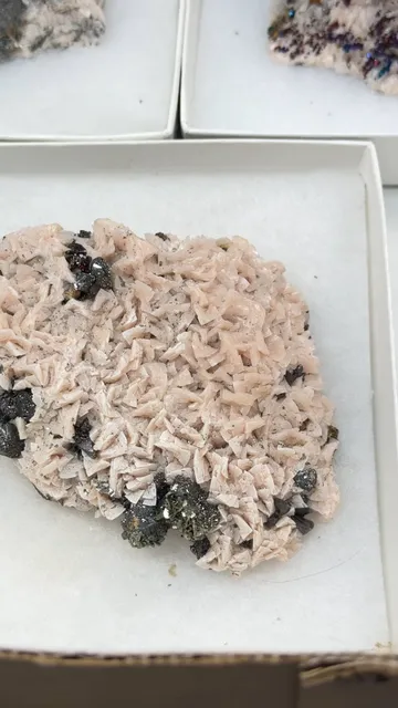 Dolomite, Calcite, Sphalerite, Chalcopyrite lot