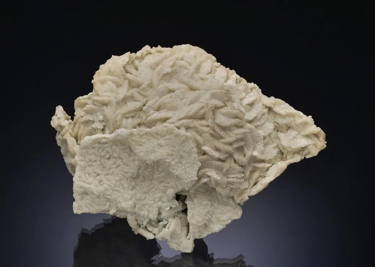 Dolomite cast - image 1