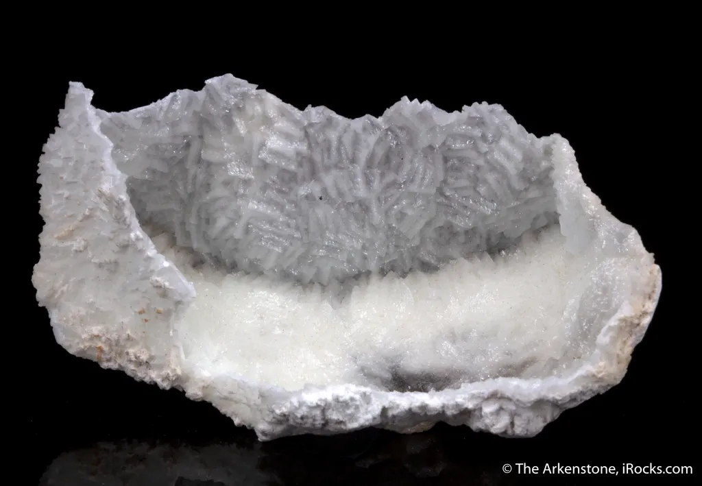 Dolomite Cast after Calcite image