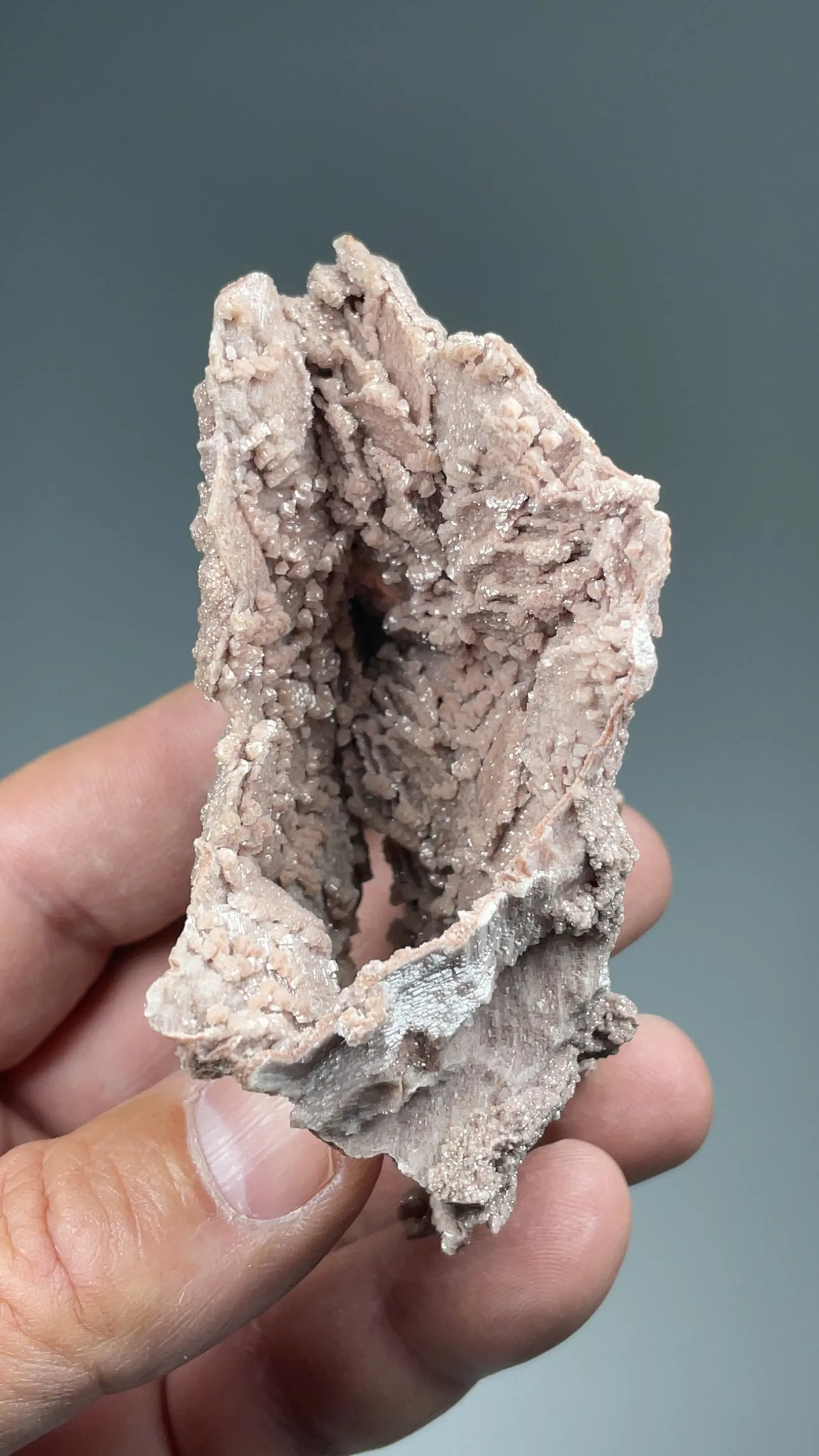 Dolomite casts - image 2