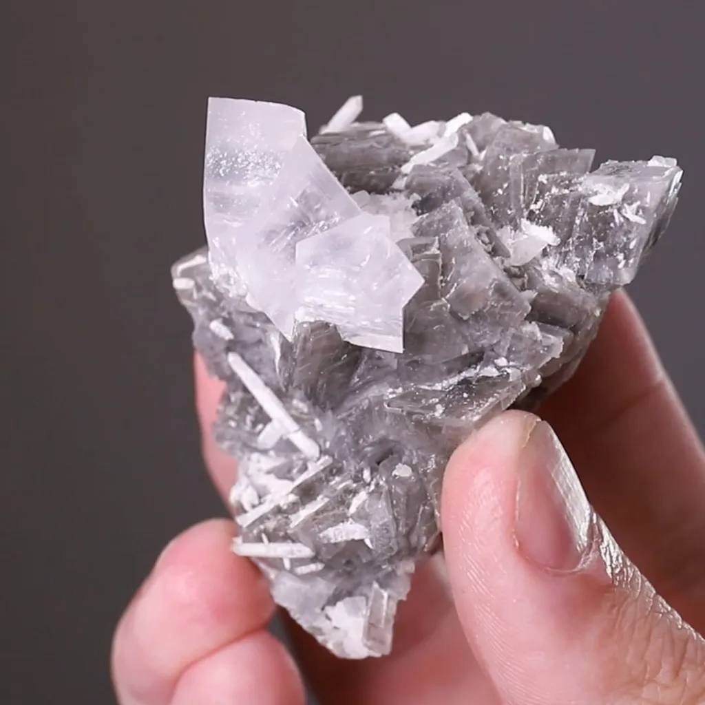 Dolomite - image 2
