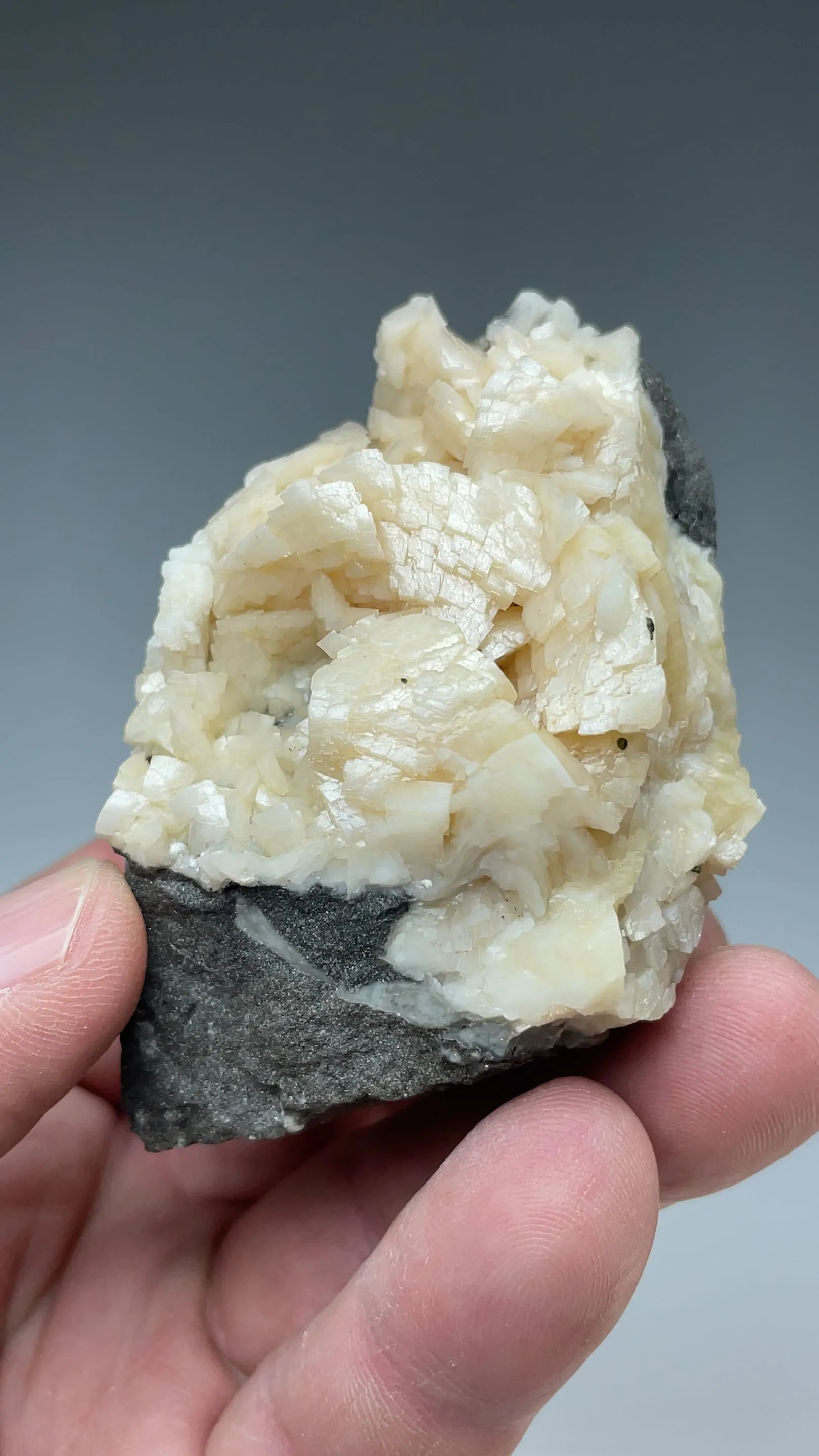 Dolomite - image 2
