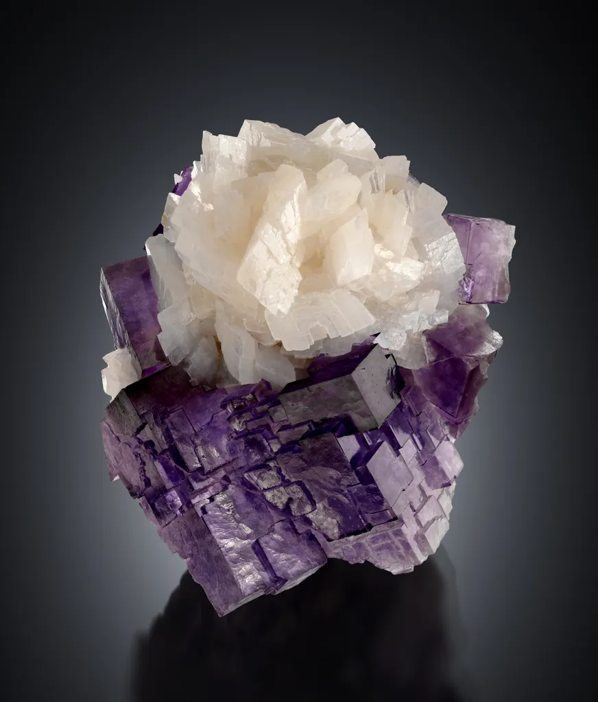 Dolomite from China, Xinjiang image