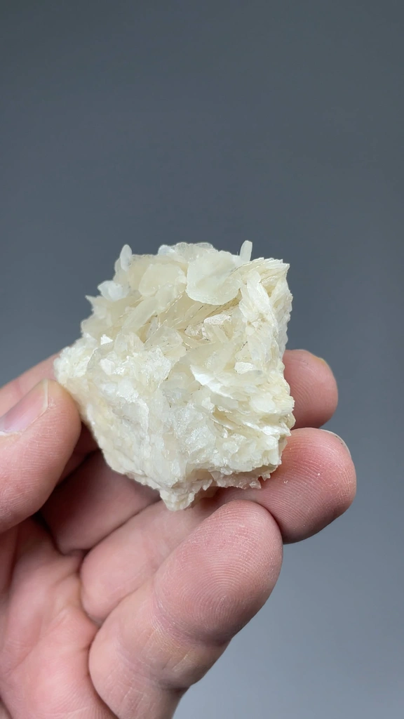 Dolomite from Eugui, Navarre, Spain - image 3