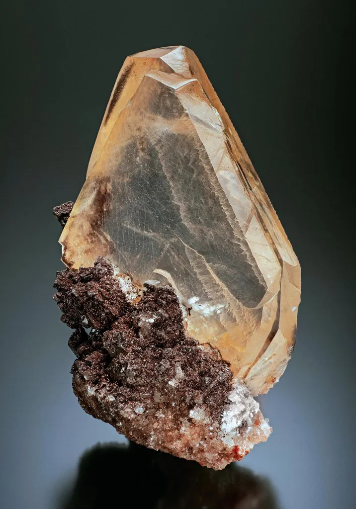 Dolomite, Magnesite, Goethite image