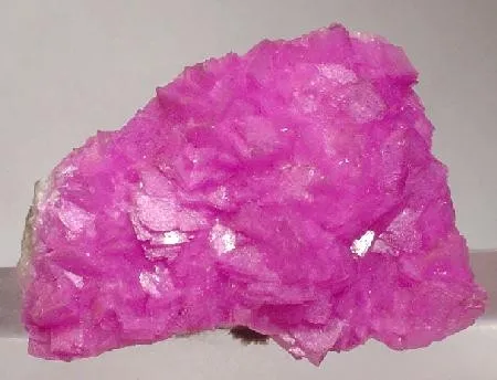 Dolomite (Var: Cobaltoan Dolomite) image