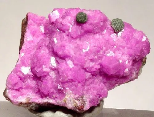 Dolomite (Var: Cobaltoan Dolomite), Kolwezite image