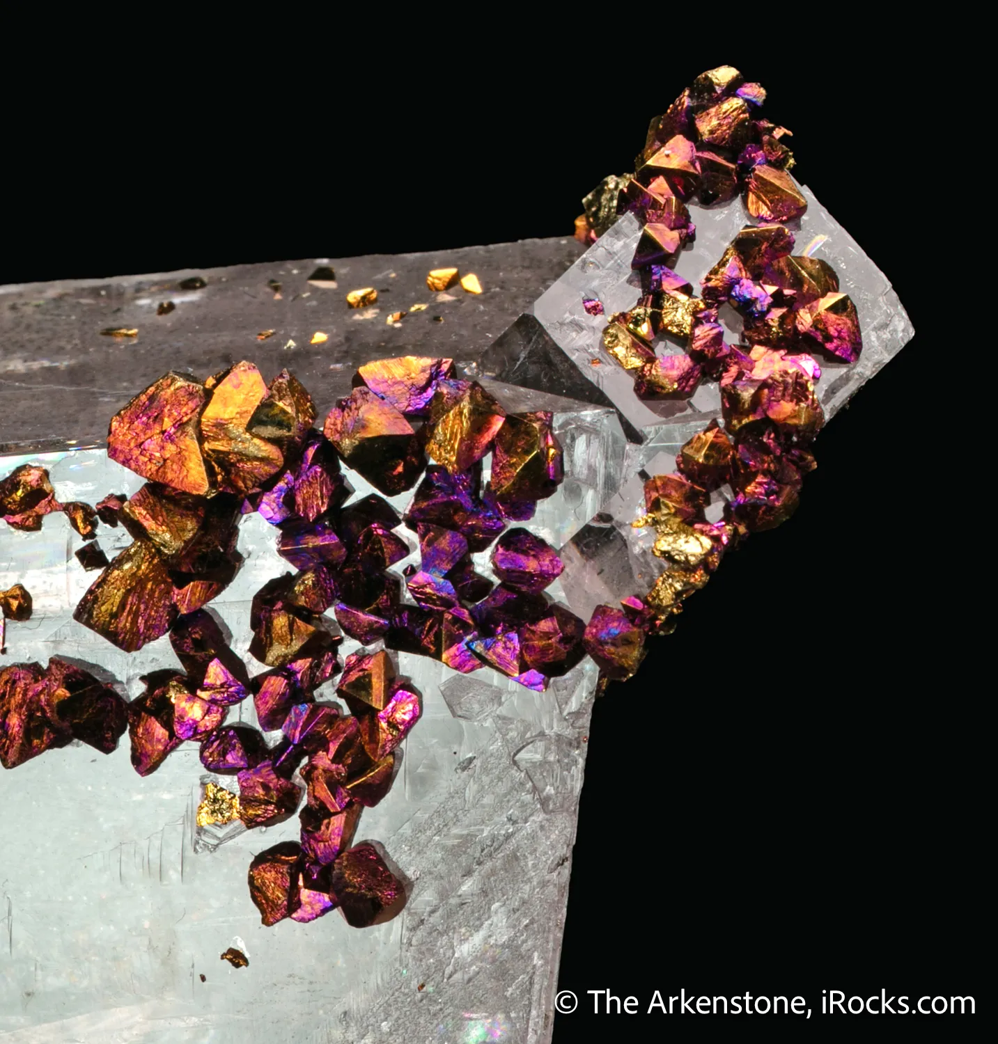 Dolomite with Chalcopyrite - image 3