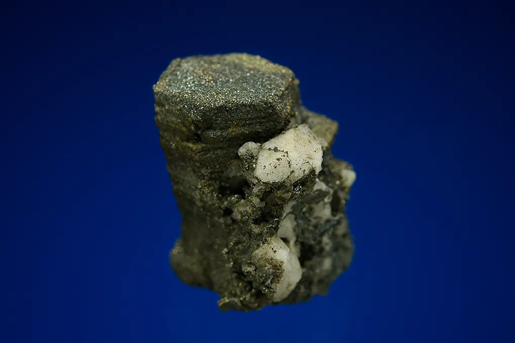 Donnayite-(Y) - image 3