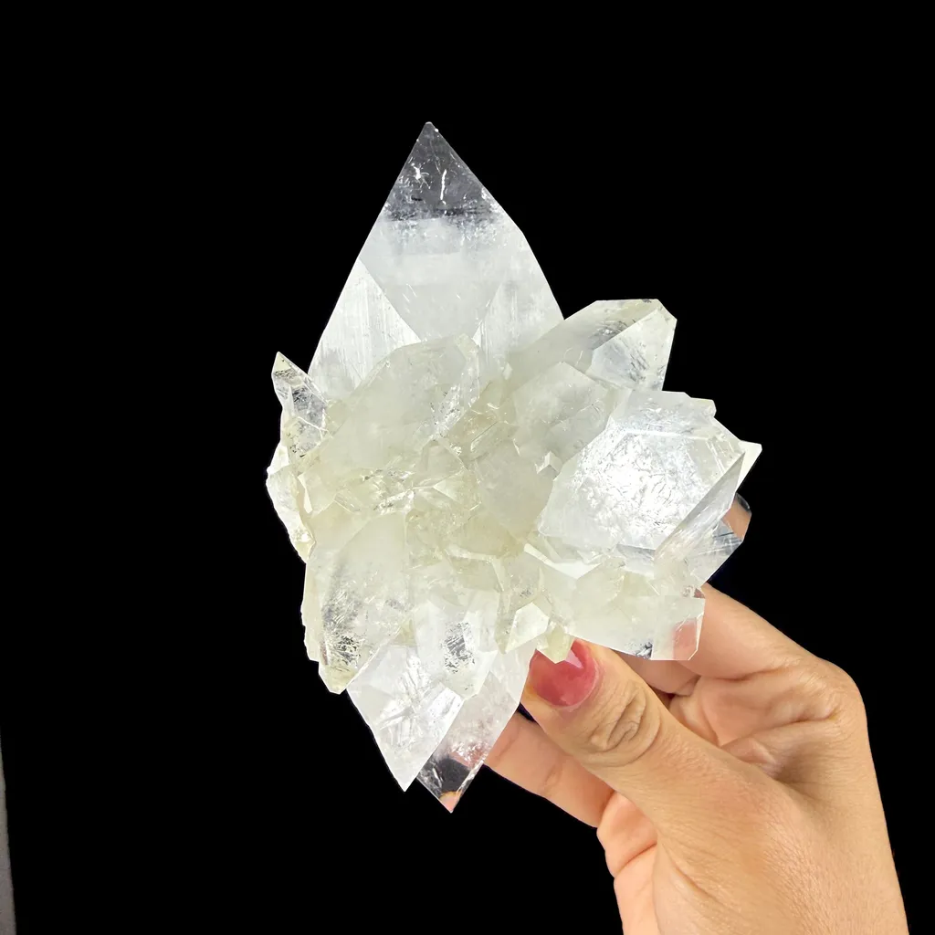 Doubly Terminated Light Green Apophyllite Crystal Cluster – Zeolite Mineral Specimen from Jalgaon image