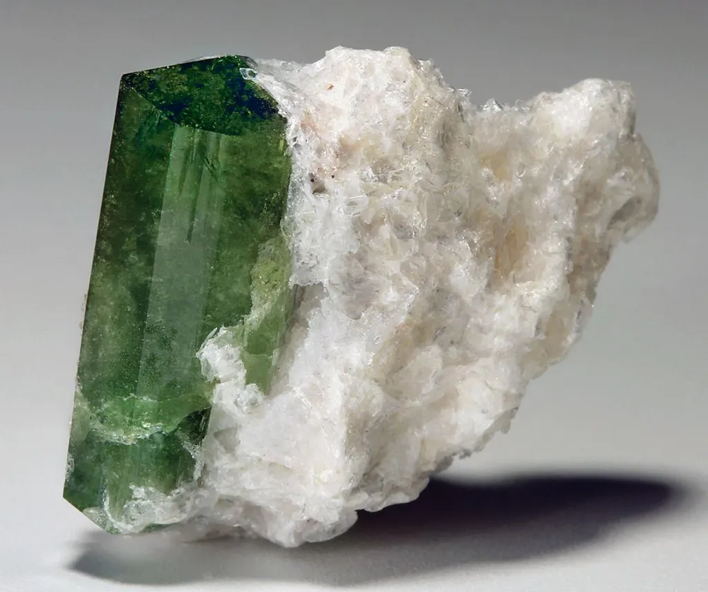 Dravite image