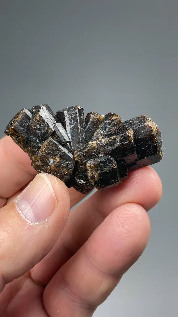 Dravite - image 2