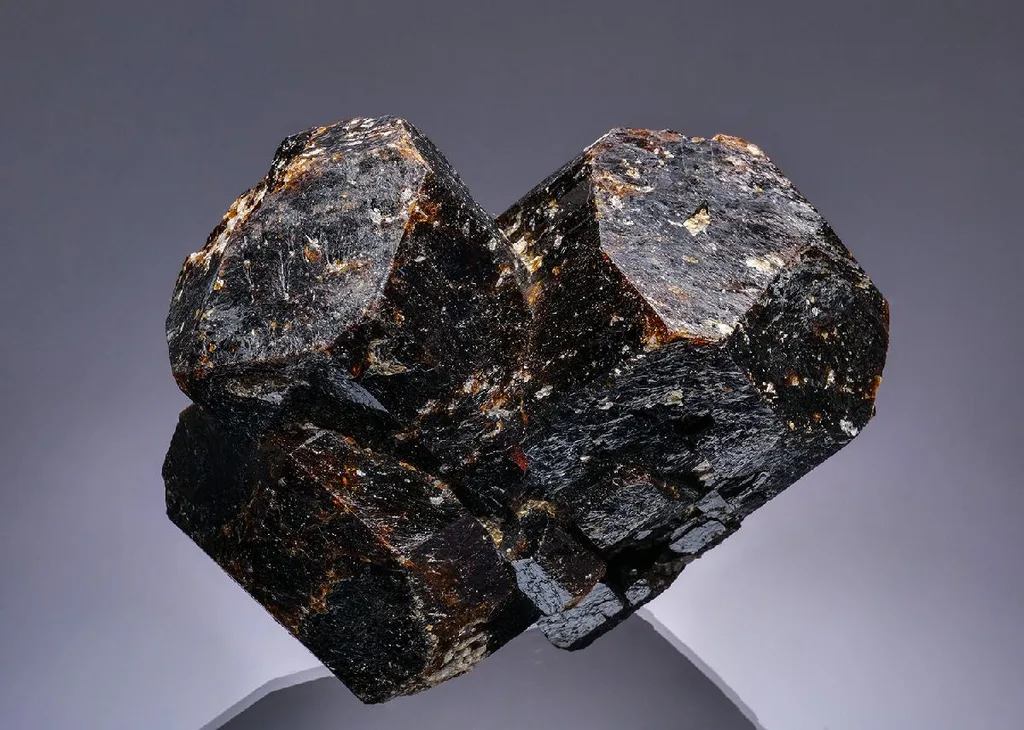 Dravite image
