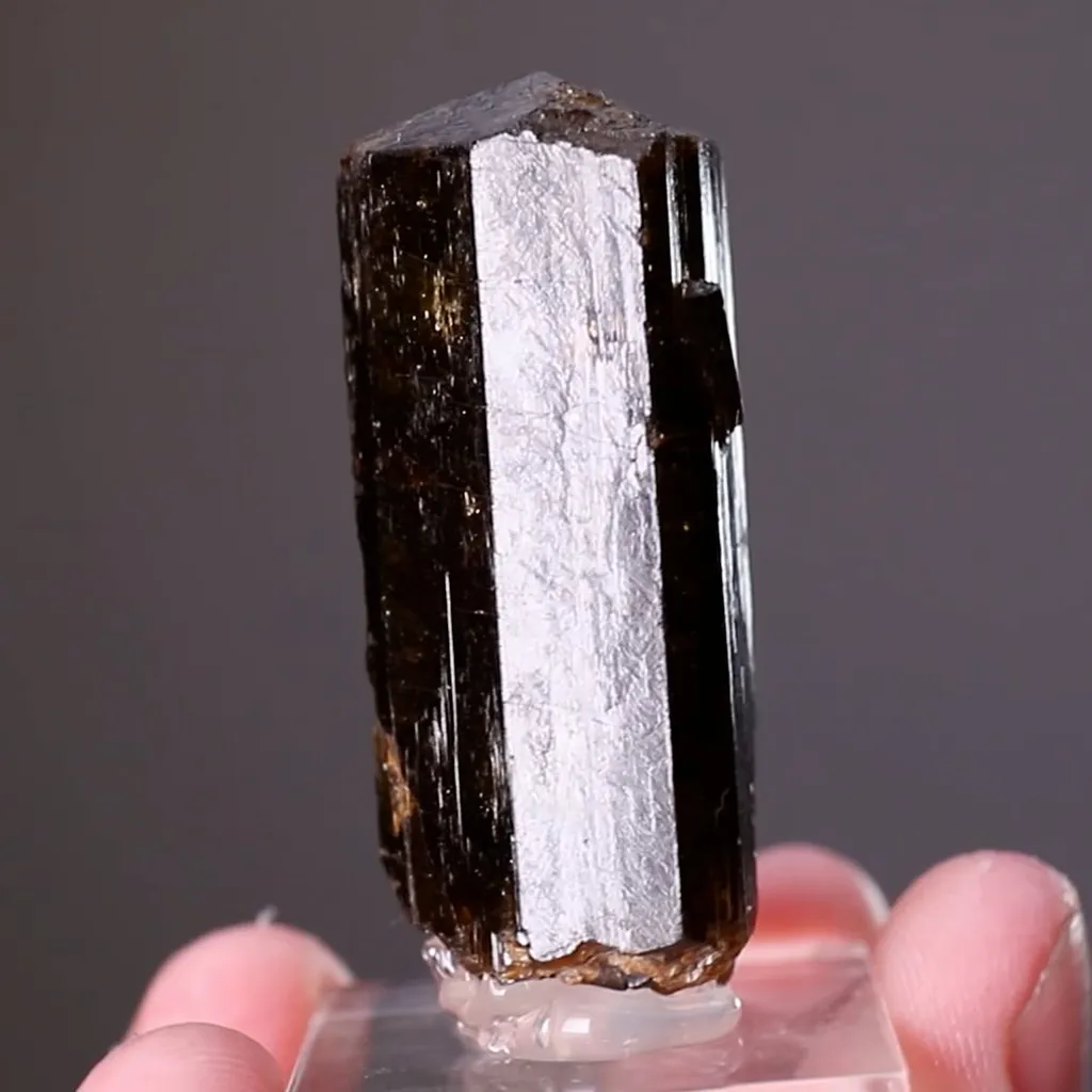 Dravite - image 2