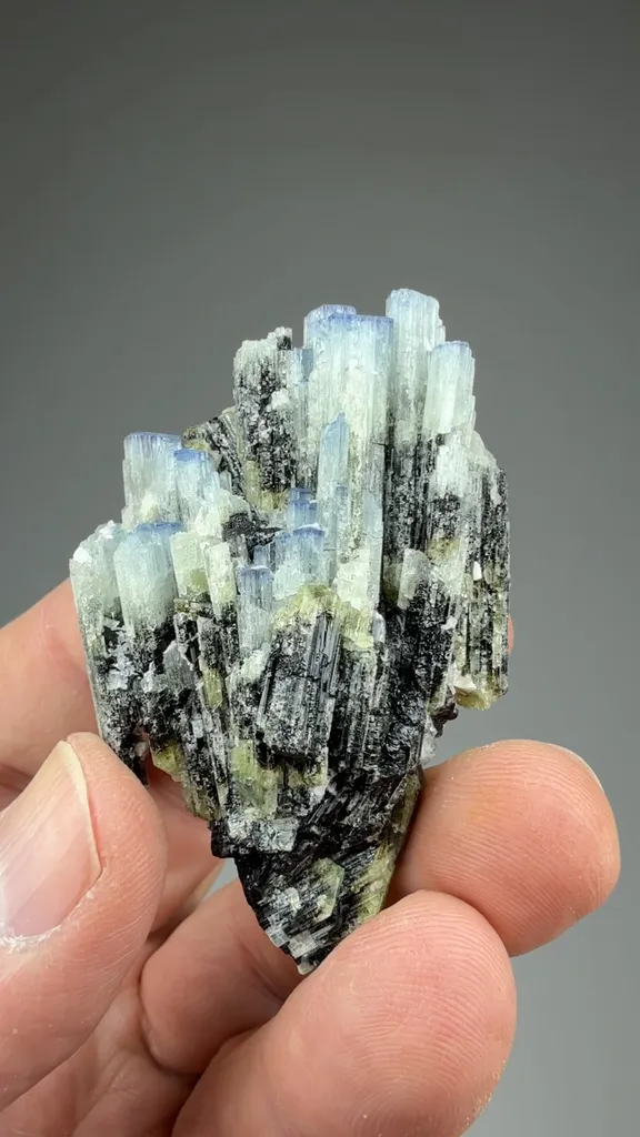 Dravite - image 2