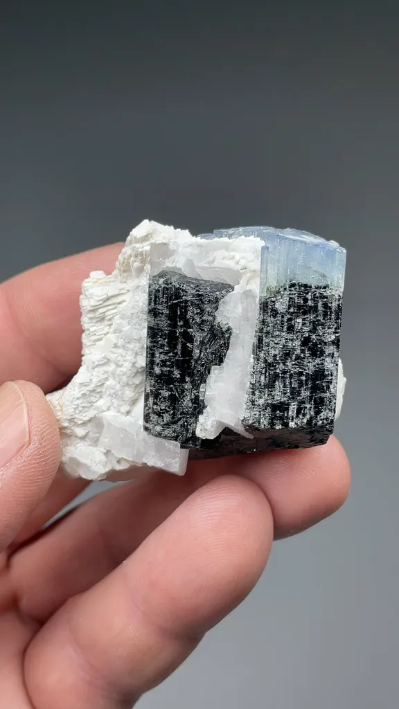 Dravite - image 2