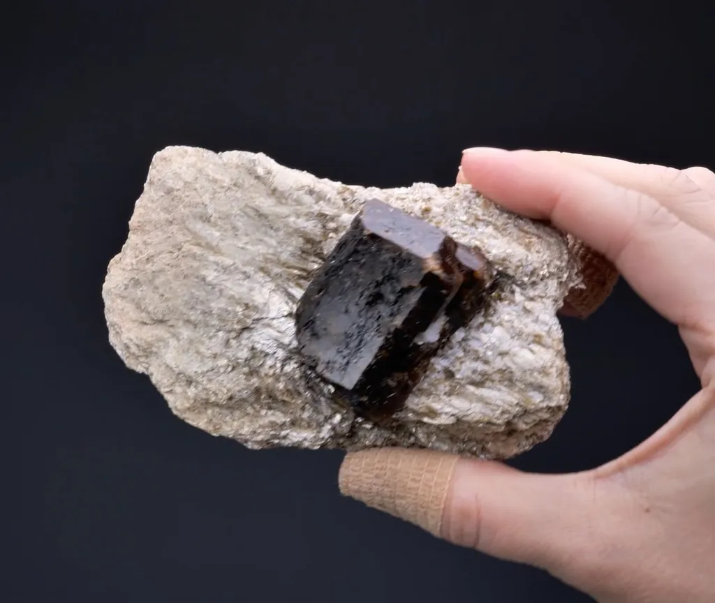 Dravite - image 2
