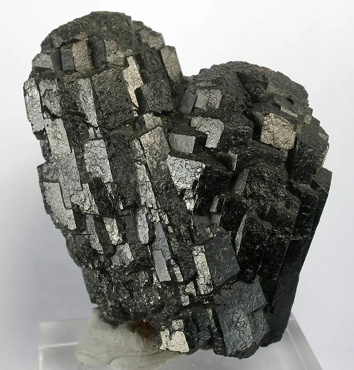 Dravite image