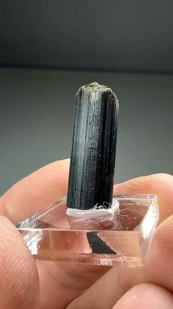 Dravite - image 2