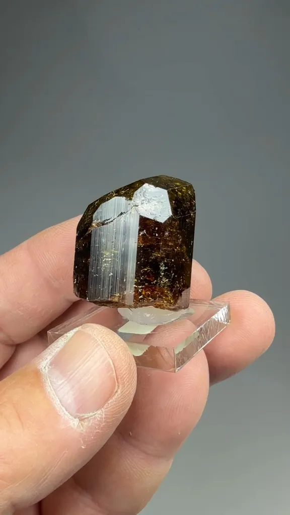 Dravite - image 2