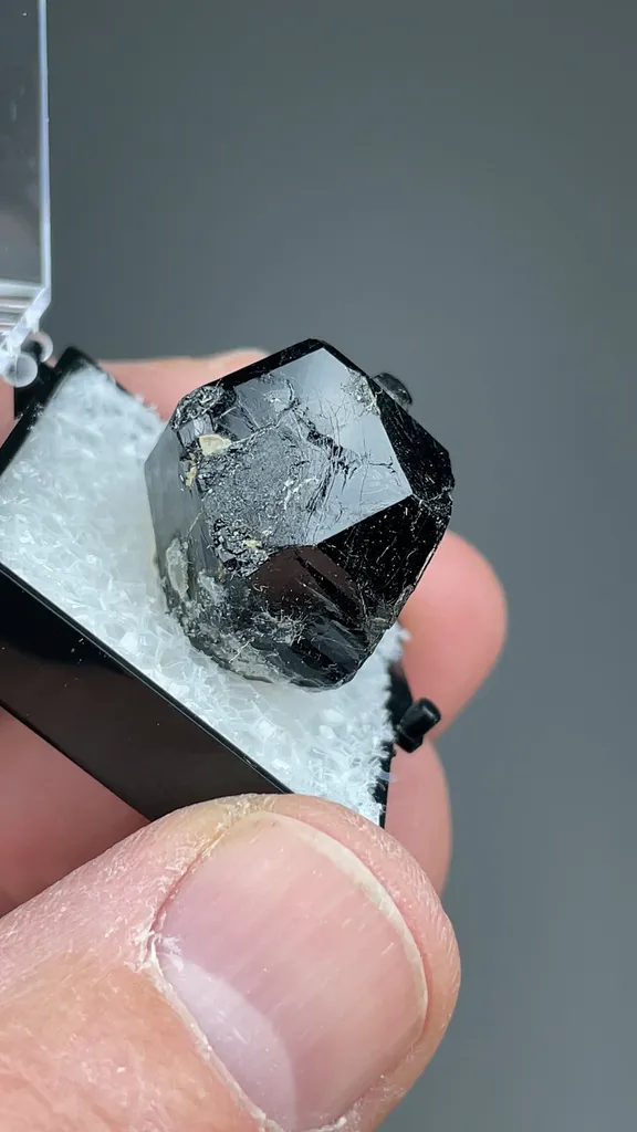 Dravite-Uvite - image 2