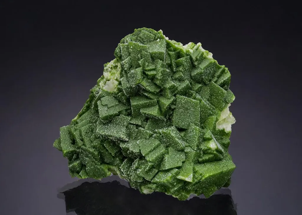 Duftite on Calcite image