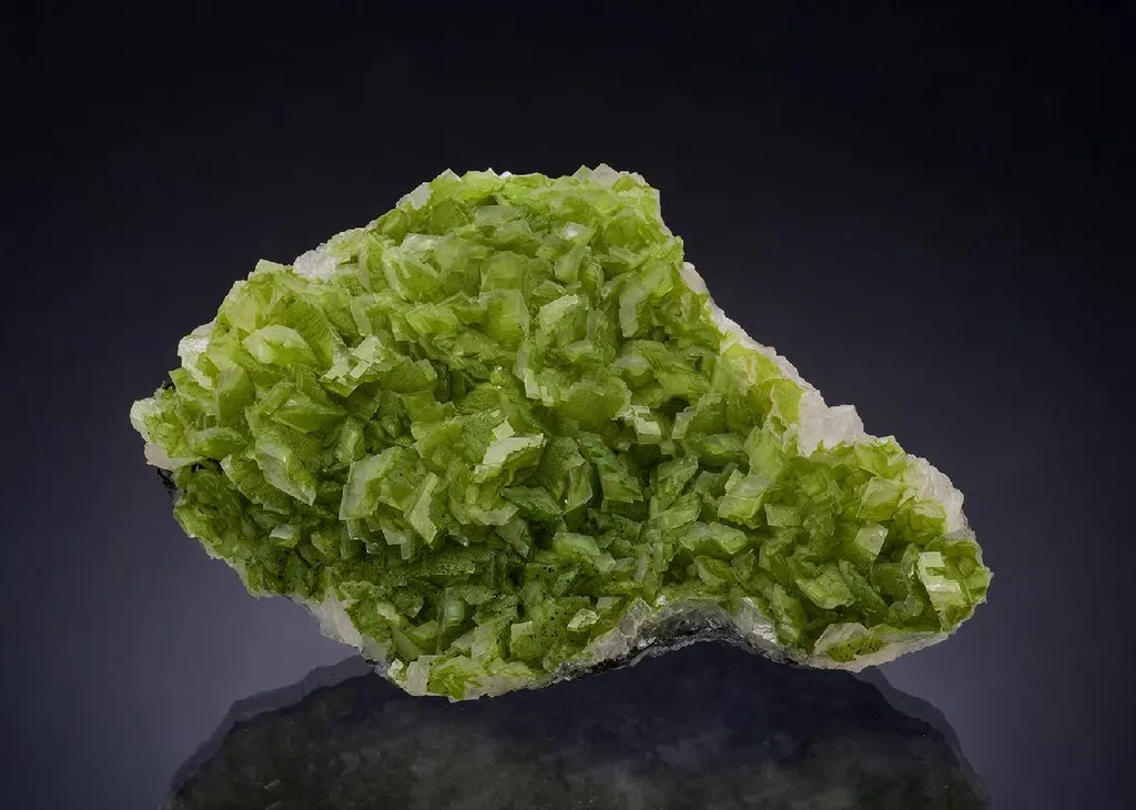 DUFTITE on CALCITE image