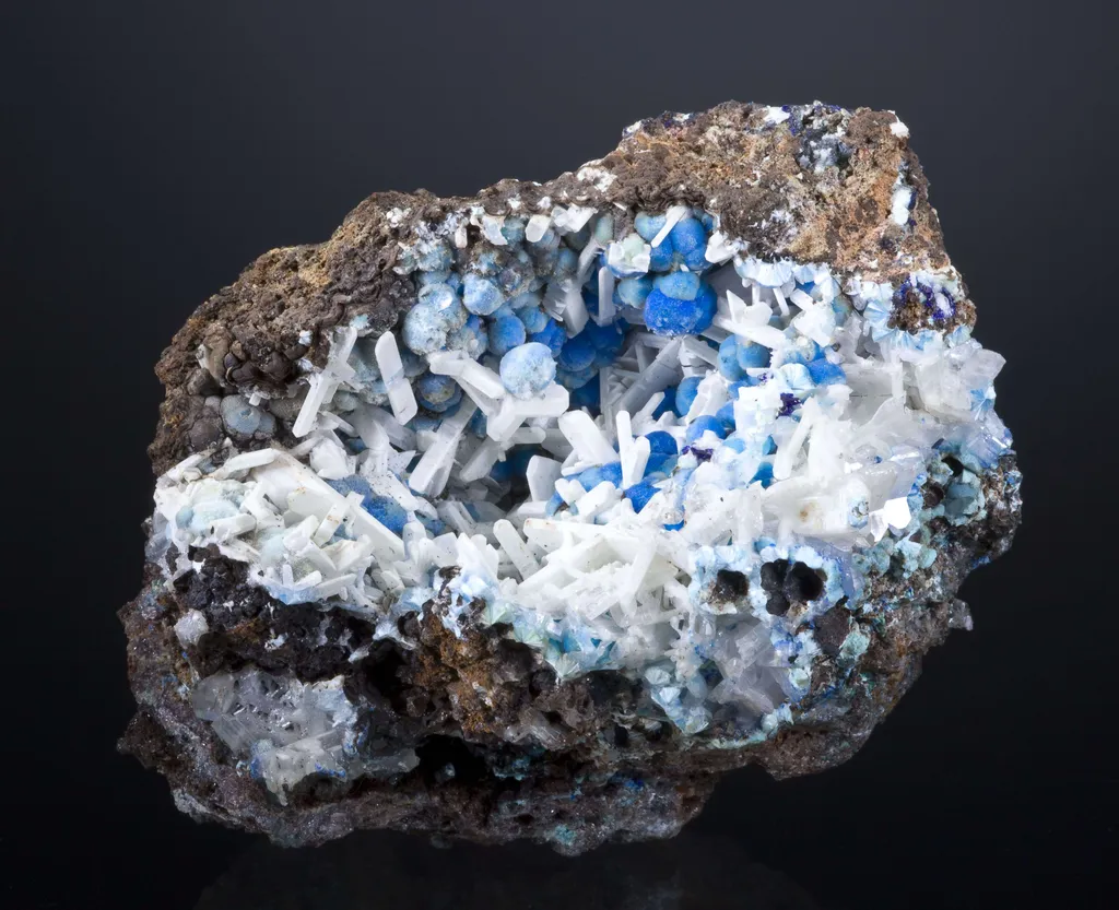 Dundasite on Hydrocerussite - image 2