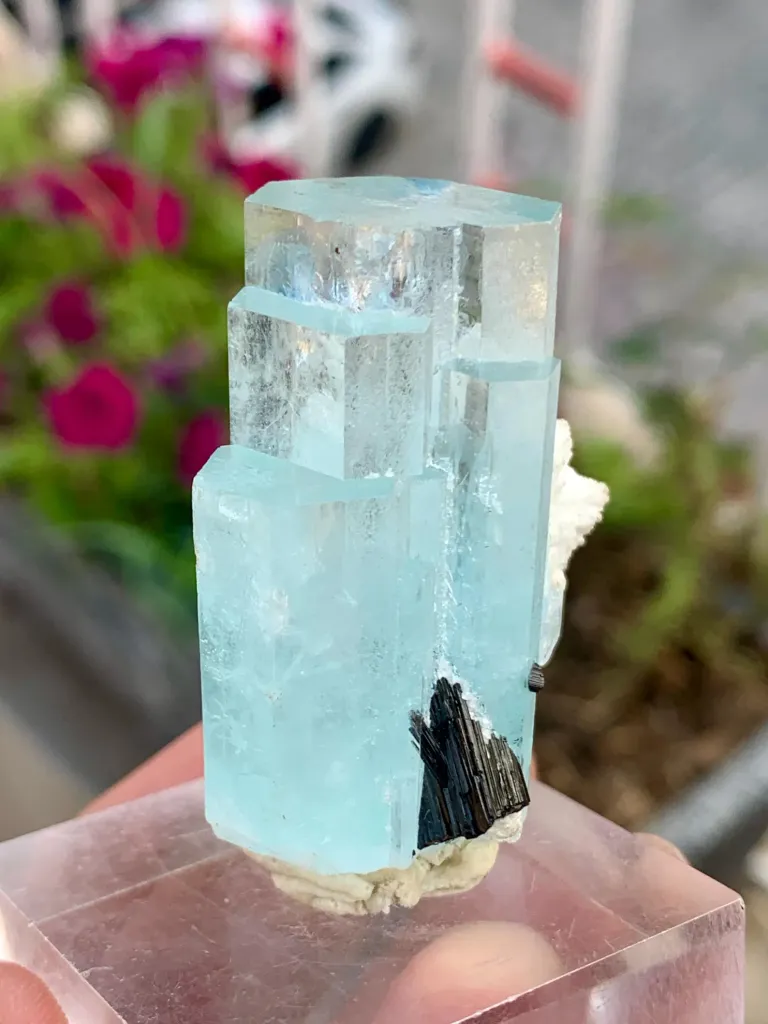 Eceptional Stepwise Blue Aquamarine Crystals Bunch from Pakistan - image 4