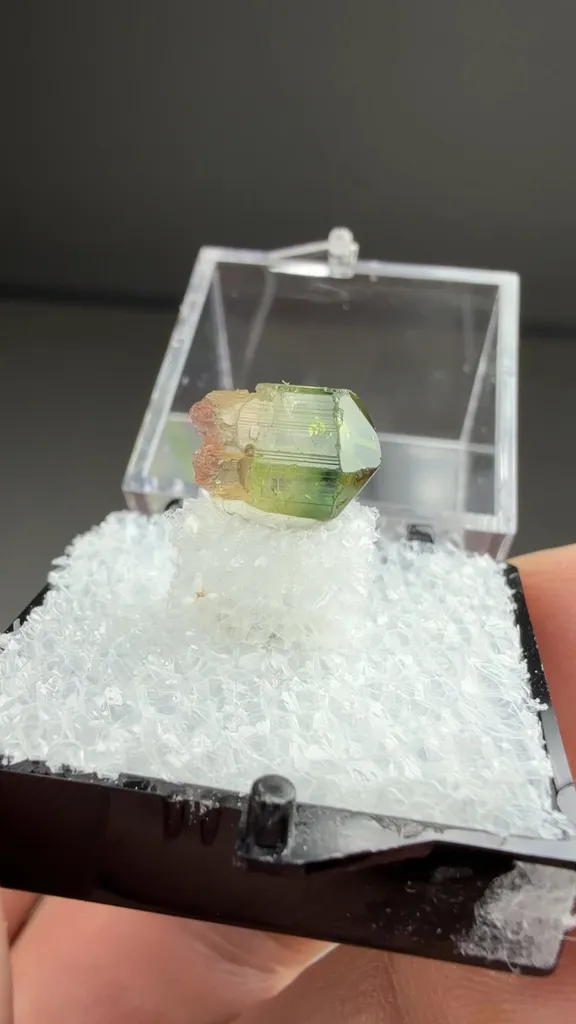 Elbaite - image 2