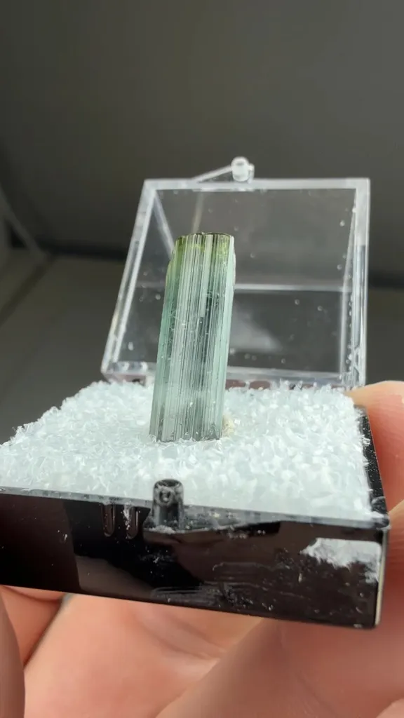 Elbaite - image 2