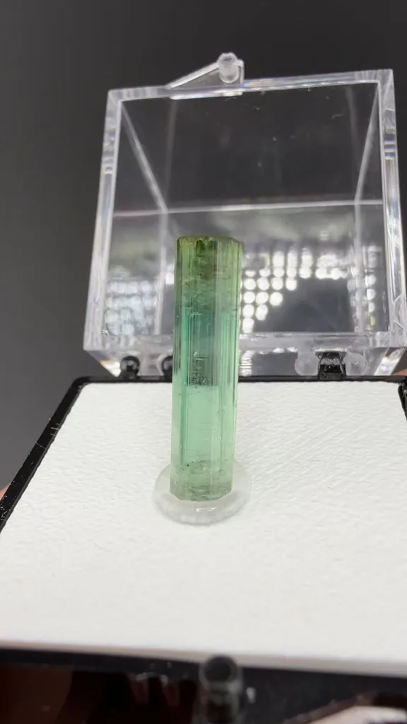Elbaite (1.03g) - image 1