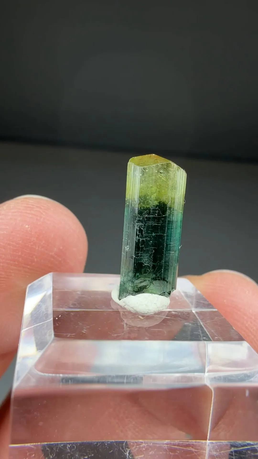 Elbaite  (1.1g) - image 2