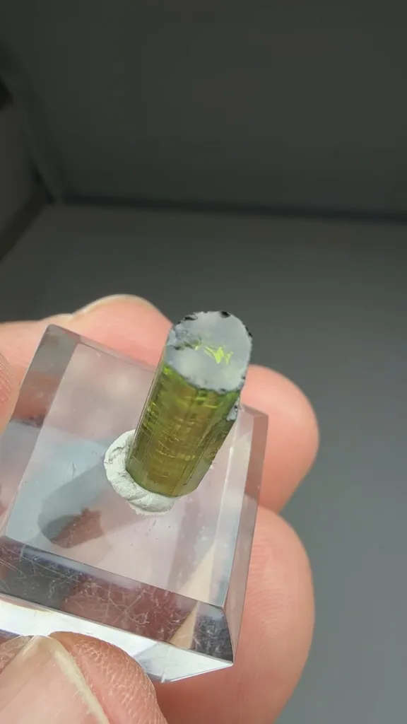 Elbaite (1.78g) - image 2