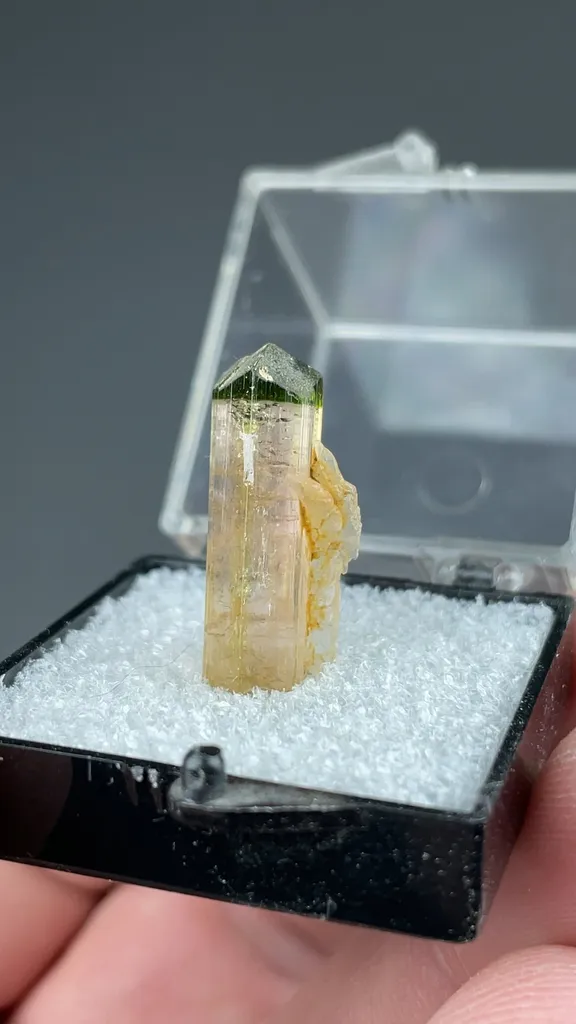 Elbaite - image 2