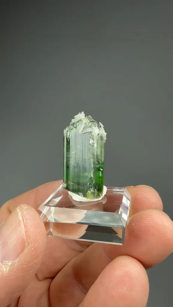 Elbaite - image 2