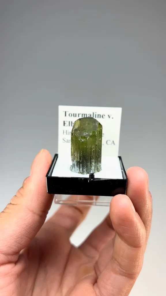 Elbaite - image 2