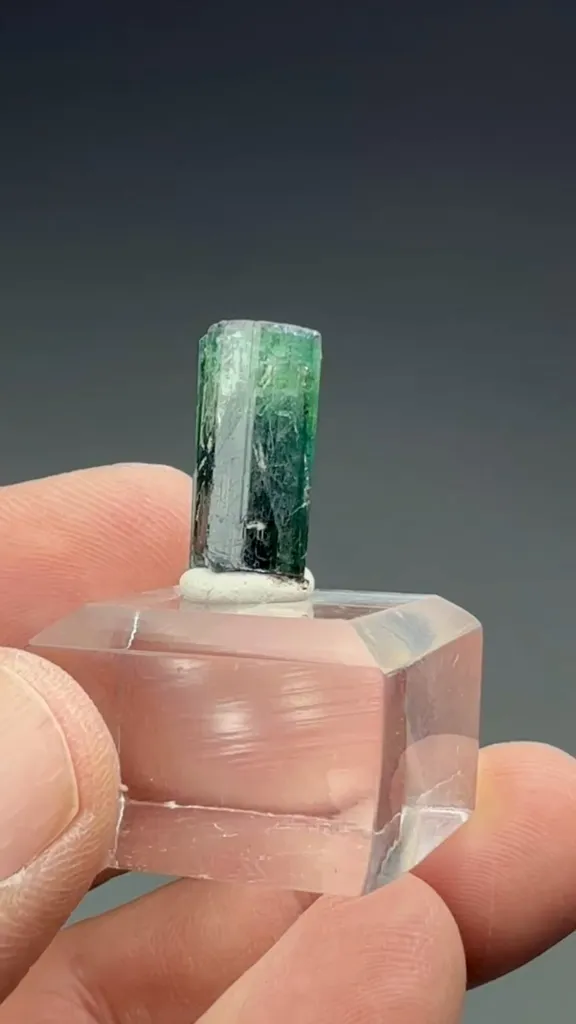 Elbaite - image 2