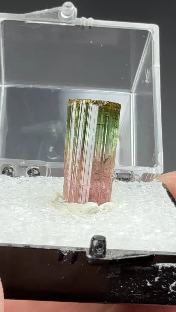 Elbaite - image 2