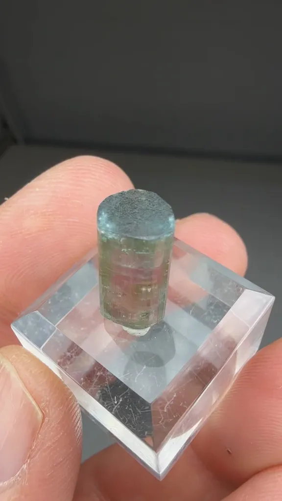 Elbaite (2.08g) - image 2